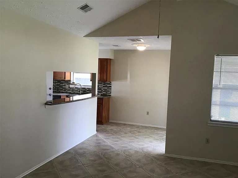 13722 Wickersham Ln — Photo 6