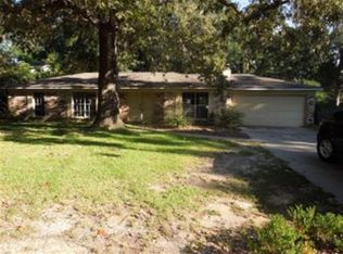 3872 River Pine Dr, Moss Point, MS 39563