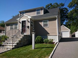12 Alward Rd, West Roxbury, MA 02132