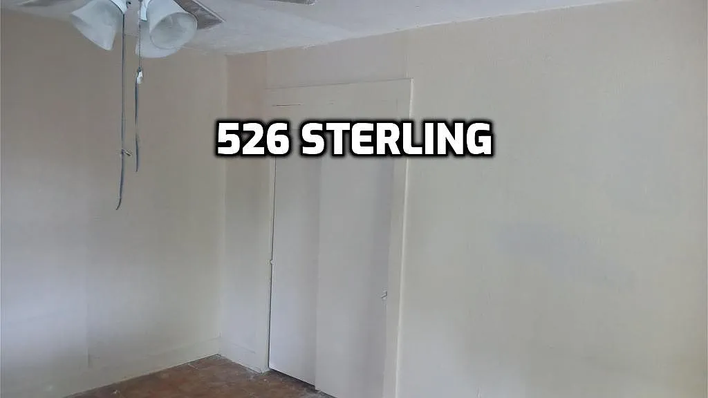 526 Sterling St — Photo 4
