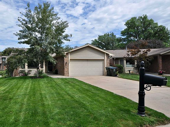 2nd image of 7235 Shamrock Ct