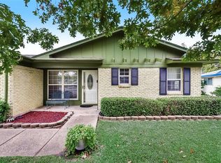 620 Desco Dr, Mesquite, TX 75149