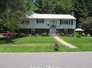 50 Alderwood Dr, West Hartford, CT 06117