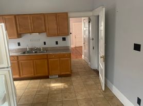 627-629 Holly Hills Ave, Saint Louis, MO