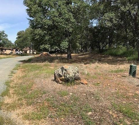 3rd image of 23020 Oak Mountain Ct