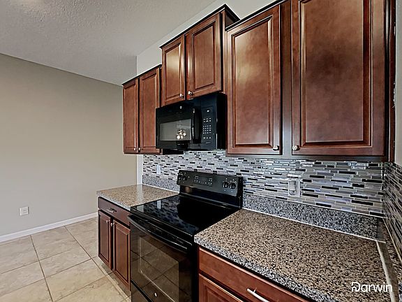 4th image of 15503 Bawtree Gate Ln