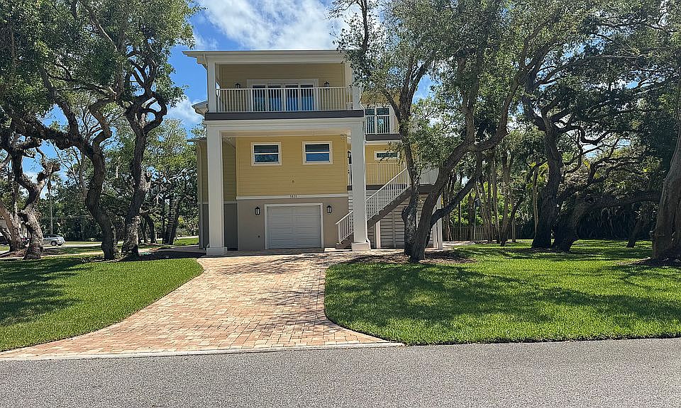 1st image of 5835 Riverside Dr