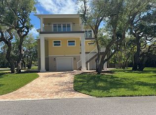 5835 Riverside Dr, Melbourne Beach, FL 32951