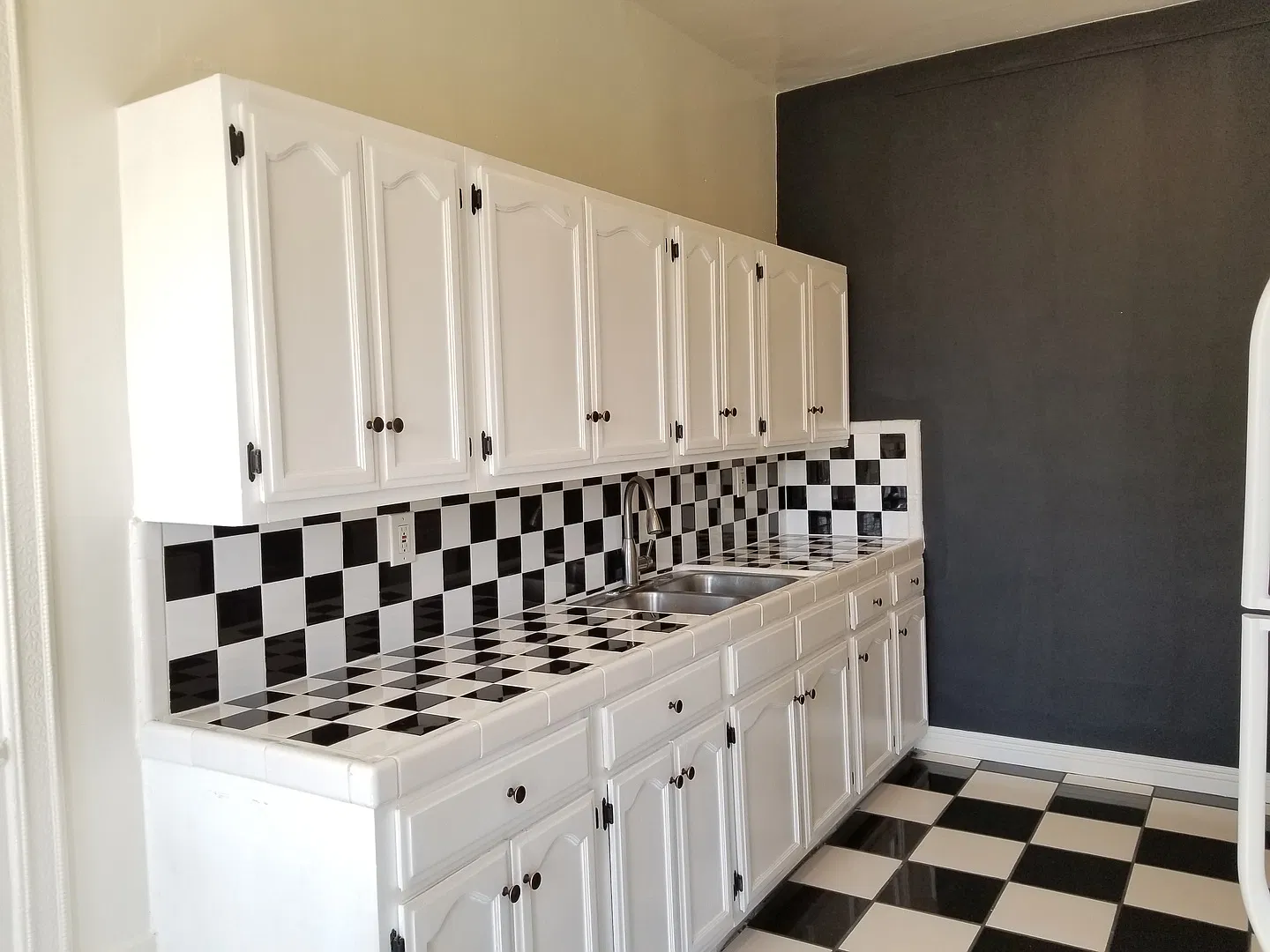 2 bed, 1078 sqft, $3,000 — Photo 4