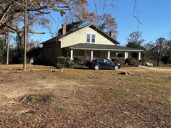 3rd image of 121 N Marvin St