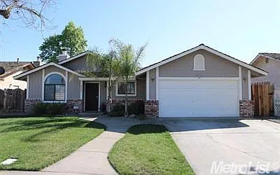 3420 Merrifield Ave photo 1