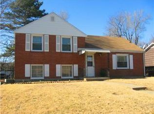 4518 N Locust St, Kansas City, MO 64116