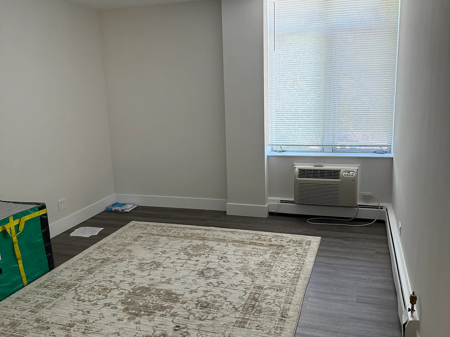 2 bed, 1100 sqft, $2,100 — Photo 4