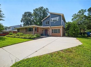 4109 Edinburgh Dr, Virginia Beach, VA 23452