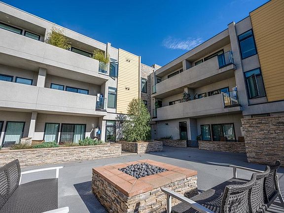 4th image of 1407 W Glenoaks Blvd #312