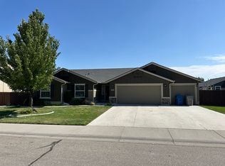 745 SW Panner St, Mountain Home, ID 83647