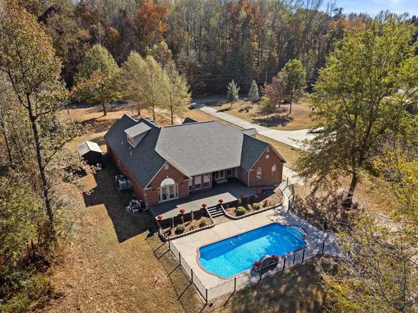 932 County Road 578, Rogersville, AL 35652