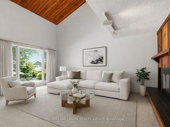 3rd image of 500 Foxview Pl