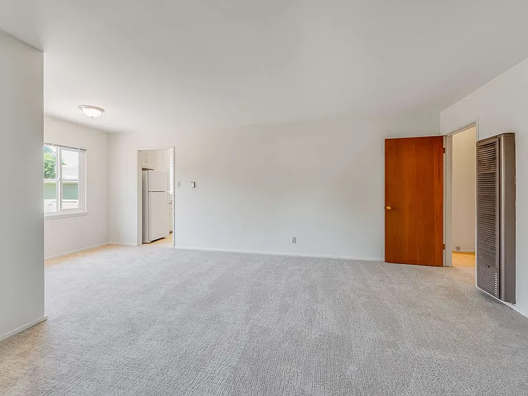 250 Begier Ave #250 — Photo 9