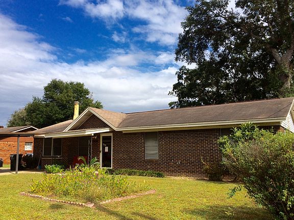 2nd image of 3020 Bent Oak Dr