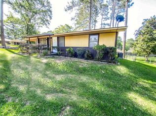 605 Arcadia Ct, Center, TX 75935