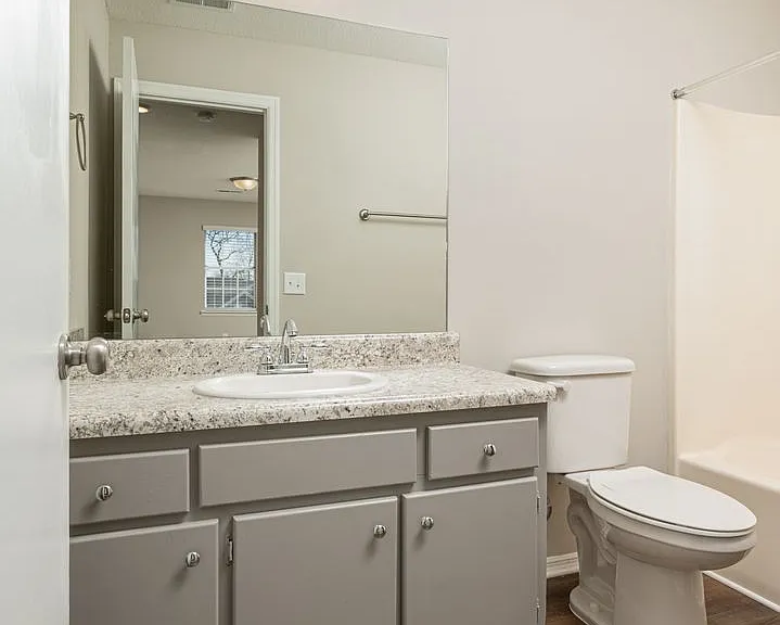 Vandergriff Village by Callio Properties — Photo 50