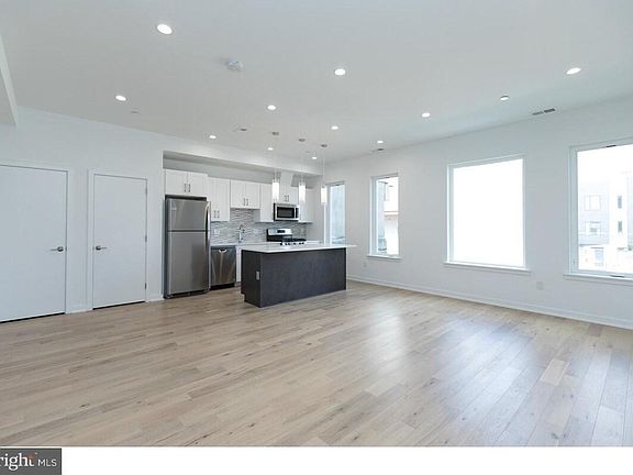 3rd image of 2141-43 E Firth St #2