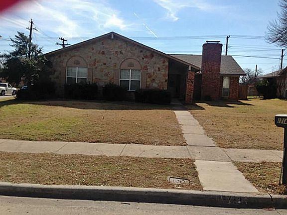 2nd image of 1714 Baylor Dr