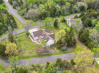 2375 Doe Run Dr, Marthasville, MO 63357