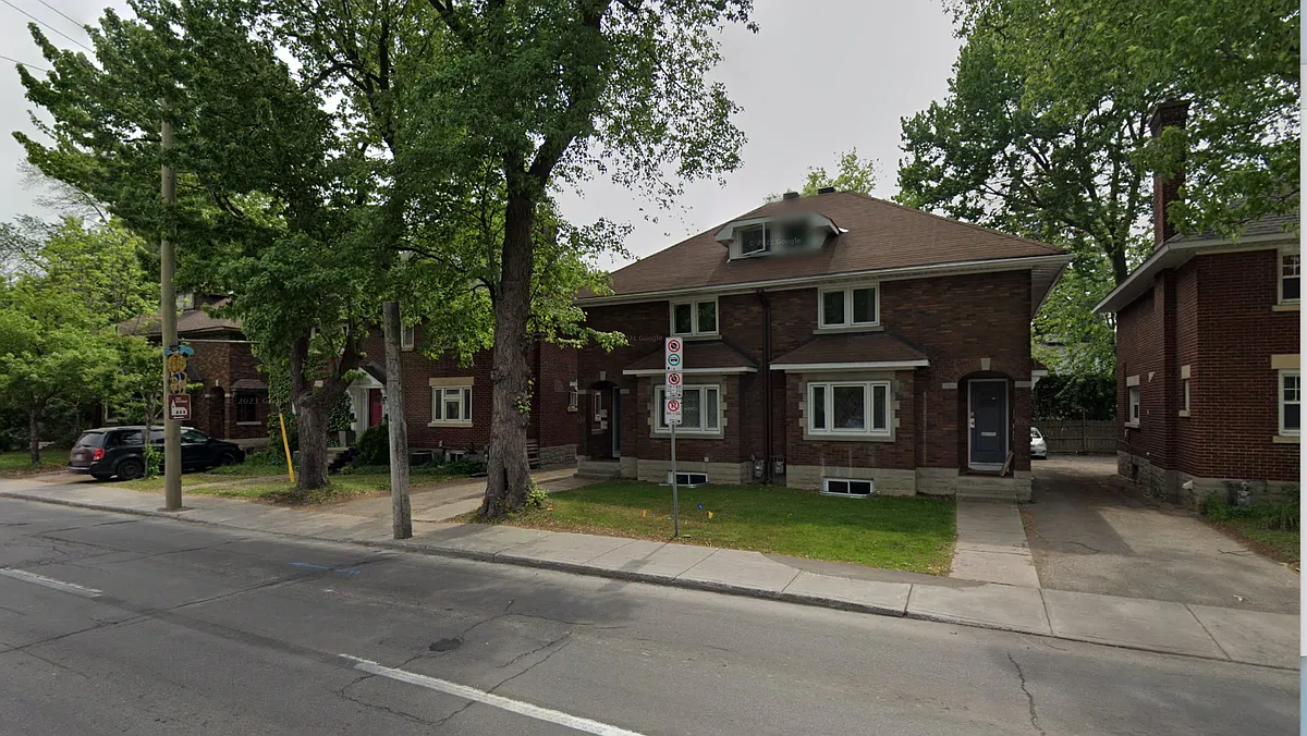 Building Photo - 858 Bronson Ave #A
