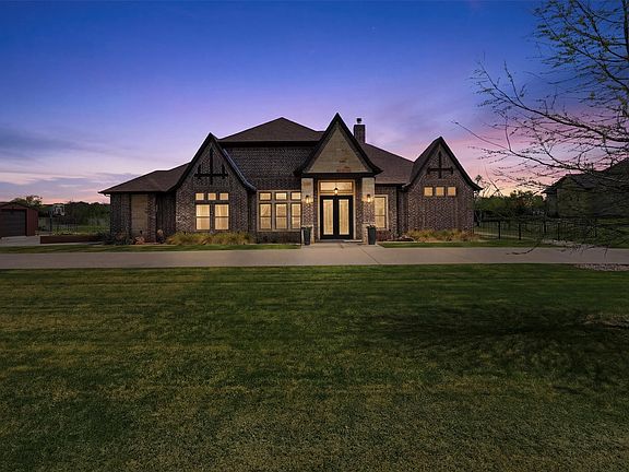 2nd image of 6401 Starlight Ranch Rd