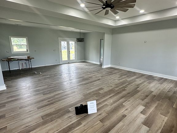 4th image of 1147 Spry Rd Lot 3