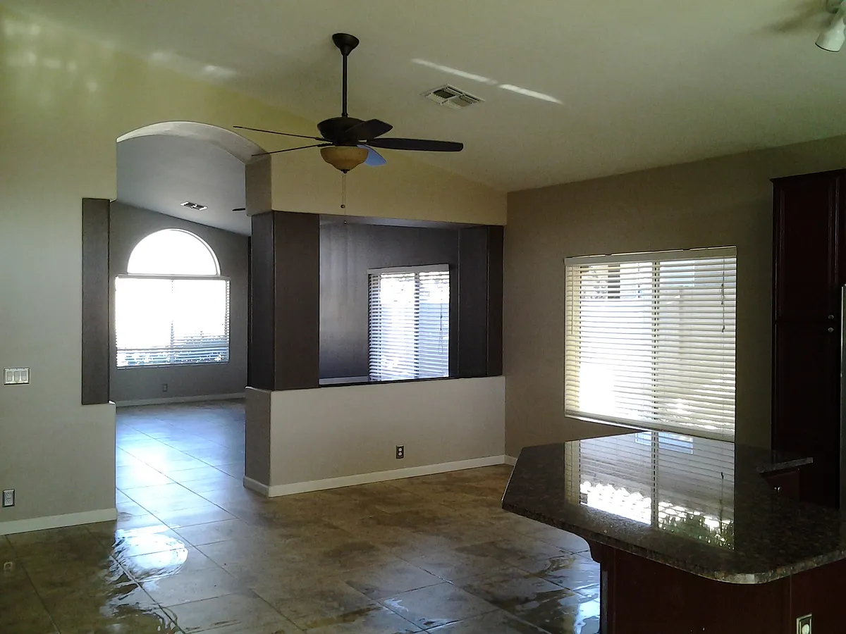 Building Photo - 6117 W Irma Ln