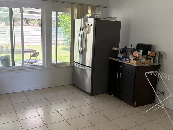 (undisclosed Address), Irvine, CA 92604