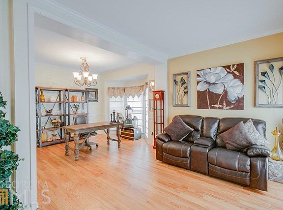 5th image of 1055 McKendree Park Ln