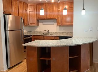 Natural Falls Resort Apartments, Woodridge, IL 60517