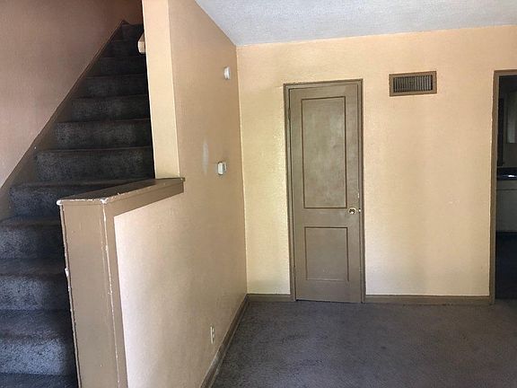 2nd image of 1821 E 74th Ter