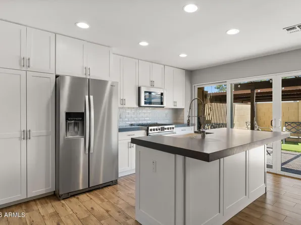 7669 E MONTECITO Avenue, Scottsdale, AZ 85251