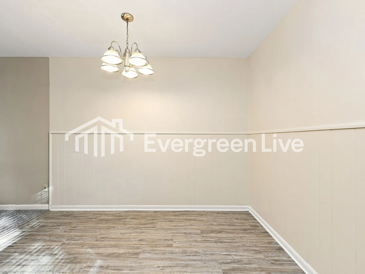 3 bed, 1.0 bath, 925 sqft, $1,495 — Photo 4