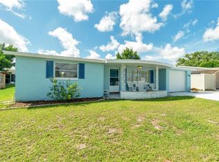 6102 Maplewood Dr, New Port Richey, FL 34653
