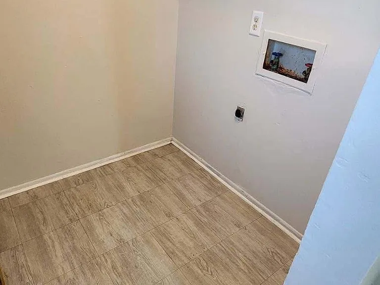 108 W North St #2 — Photo 4