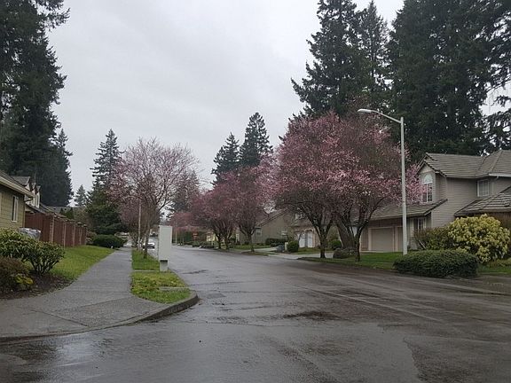 4th image of 1318 NE 150th Ave