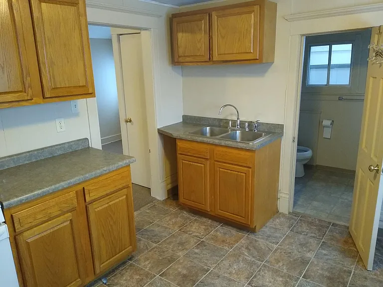 1617 Ogden Ave #3 — Photo 2
