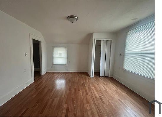 3rd image of 3524 W 52nd St #2