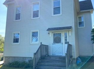 65 Potterstown Rd #3, Lebanon, NJ 08833
