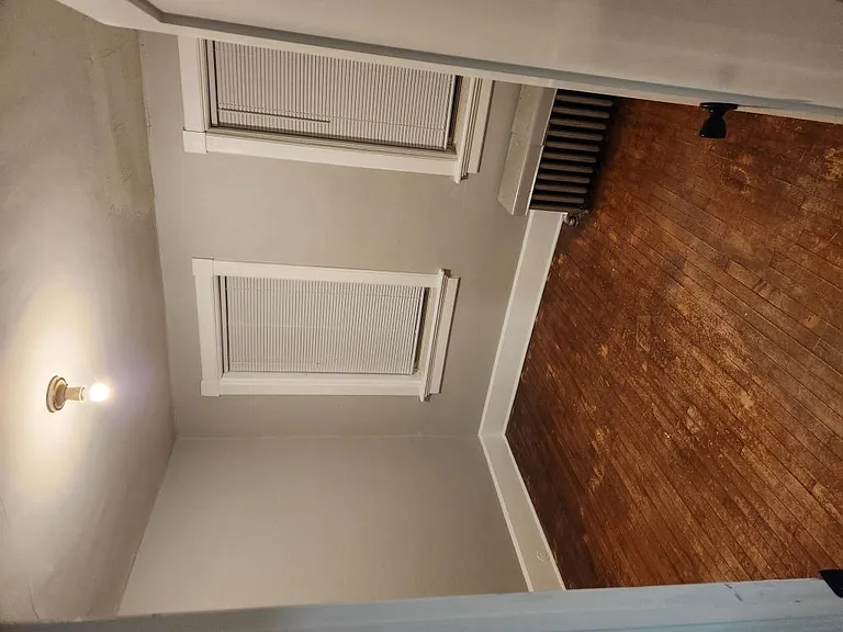 1019 S 22nd St — Photo 3