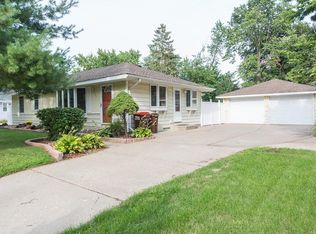 8703 Granada Ave S, Cottage Grove, MN 55016