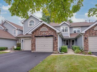 1357 Ridgefield Cir, Carol Stream, IL 60188