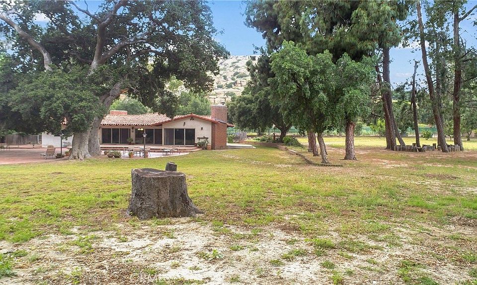 10900 Farralone Ave, Chatsworth, CA 91311 Zillow
