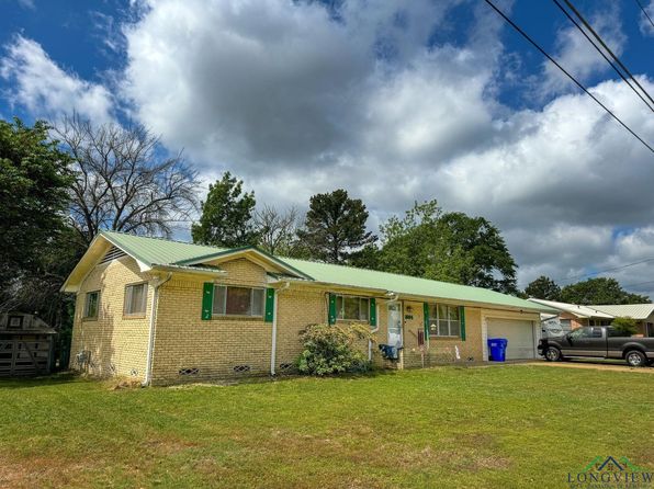 1004 Hillcrest, Linden, TX 75563